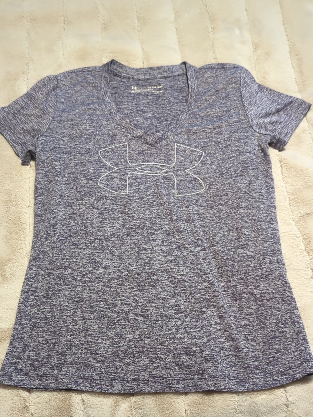 Under Armour Women’s Heathered Dark Purple V‑Neck Performance Tee